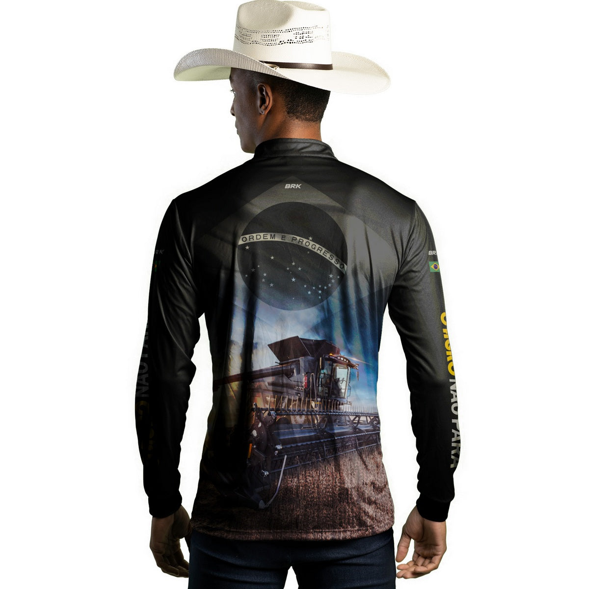 Camisa Agro Brk Preta Colheitadeira Bandeira do Brasil com Proteção Solar UV50+