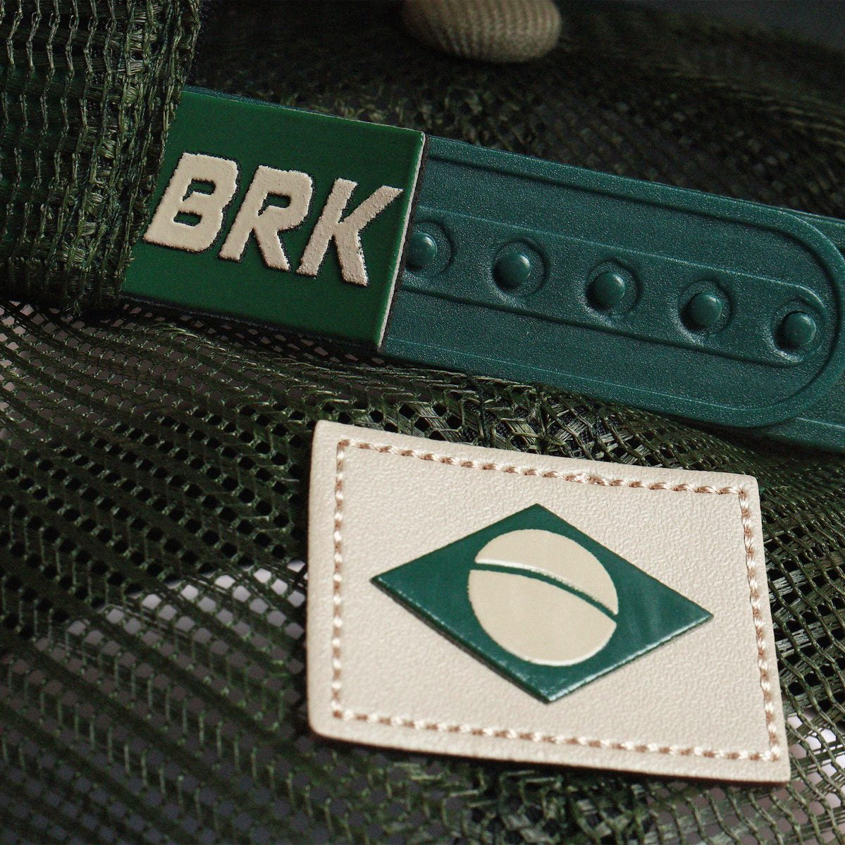 Boné Trucker Brk Agro Monograma Verde e Creme - Brk Agro