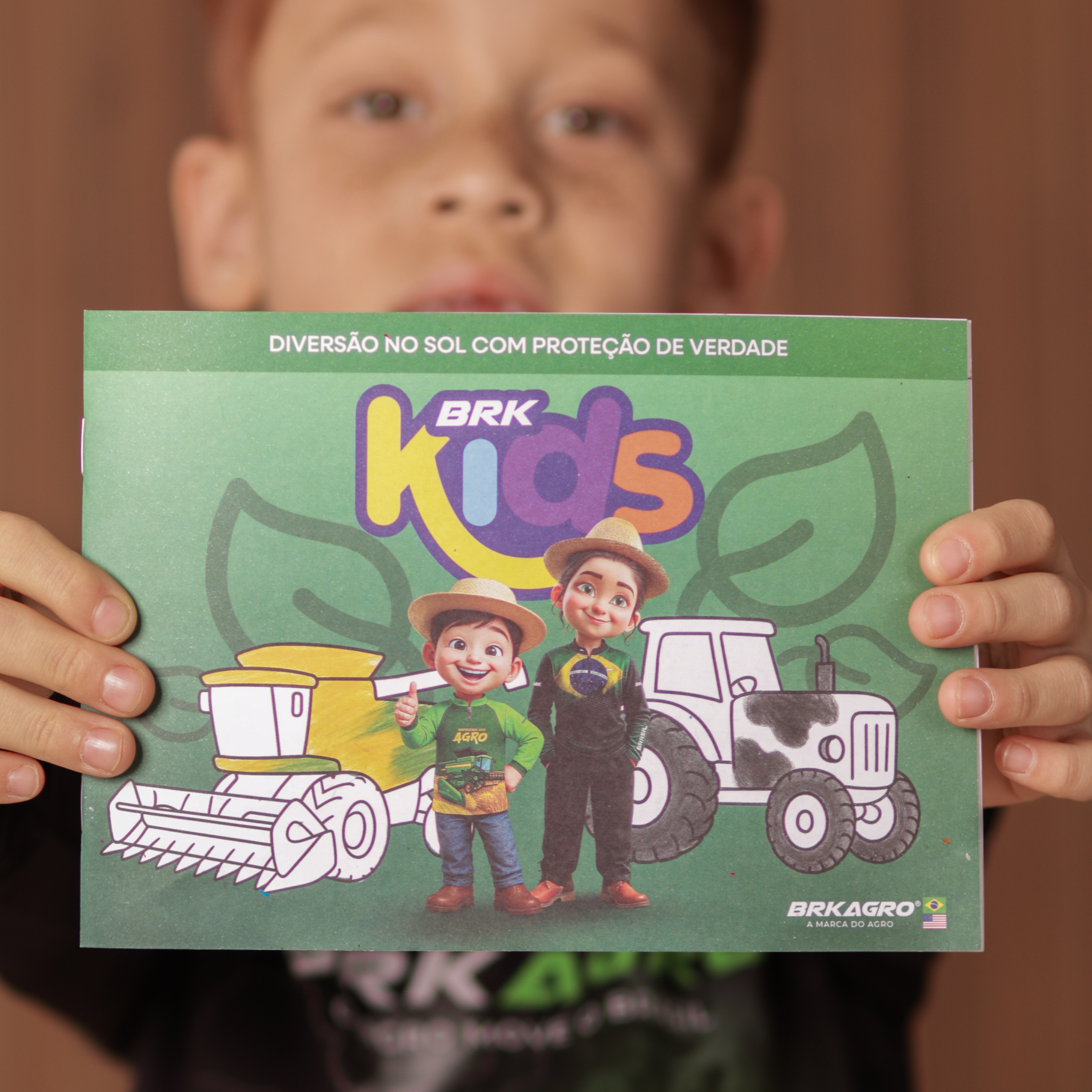 Camisa Agro Kids Brk Verde Colheitadeira com Proteção UV50 + Brinde - Brk Agro