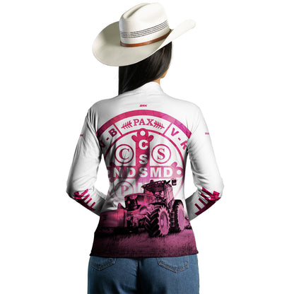 Camisa Feminina Agro  Medalhão de São Bento Branco e Rosa UV50+ - Brk Agro