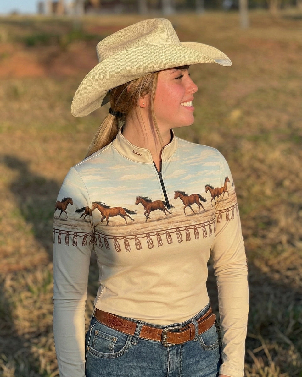 Camisa Agro Feminina BRK Wild horse Bege com Proteção Solar UV50+