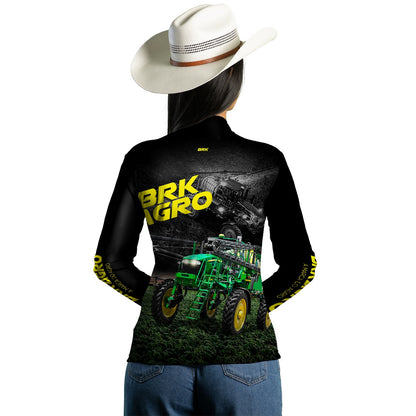 Camisa Agro Feminina Brk Trator Pulverizador M4000 Escura com Proteção Solar UV50+