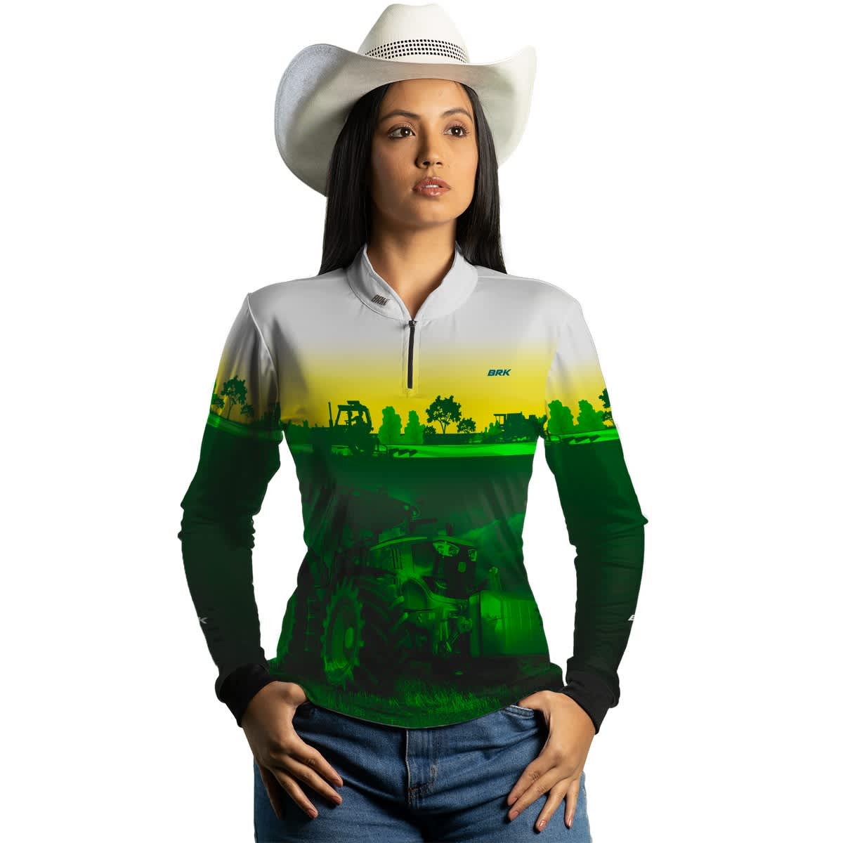 Camisa Branca com Verde Brk Agro John Deere Maquinário com Proteção Solar UV50+ - Brk Agro