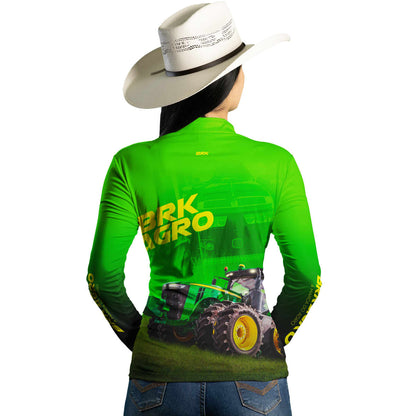 Camisa Agro Brk Trator 8250R Verde com Proteção Solar UV50+ - Brk Agro