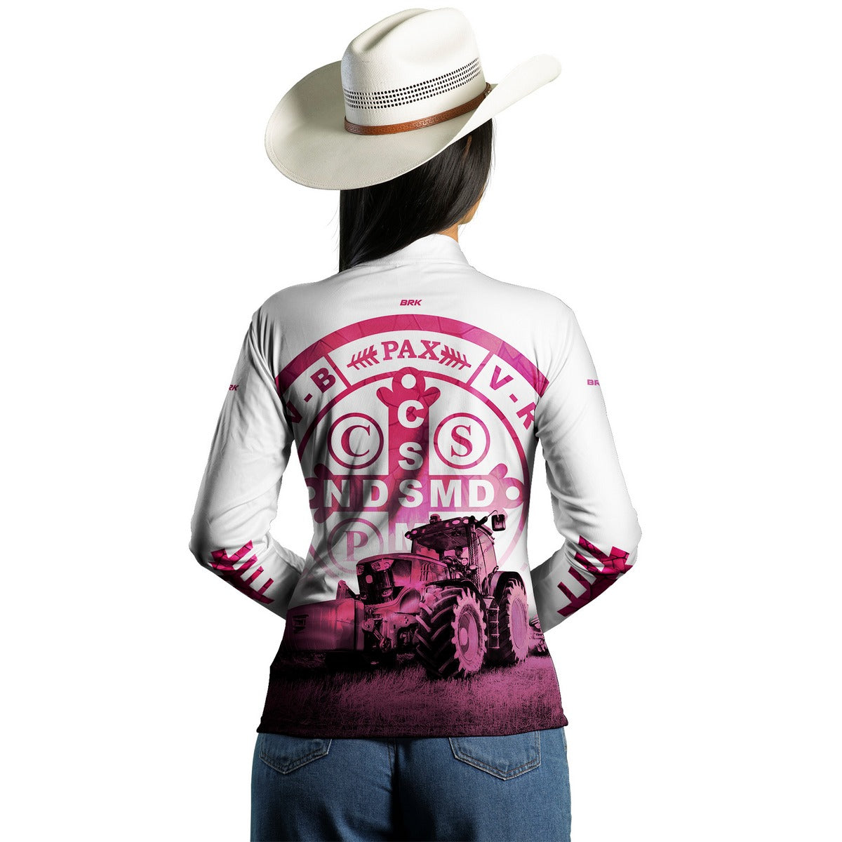 Camisa Agro Feminina Medalhão de São Bento Branco e Rosa UV50+ - Brk Agro