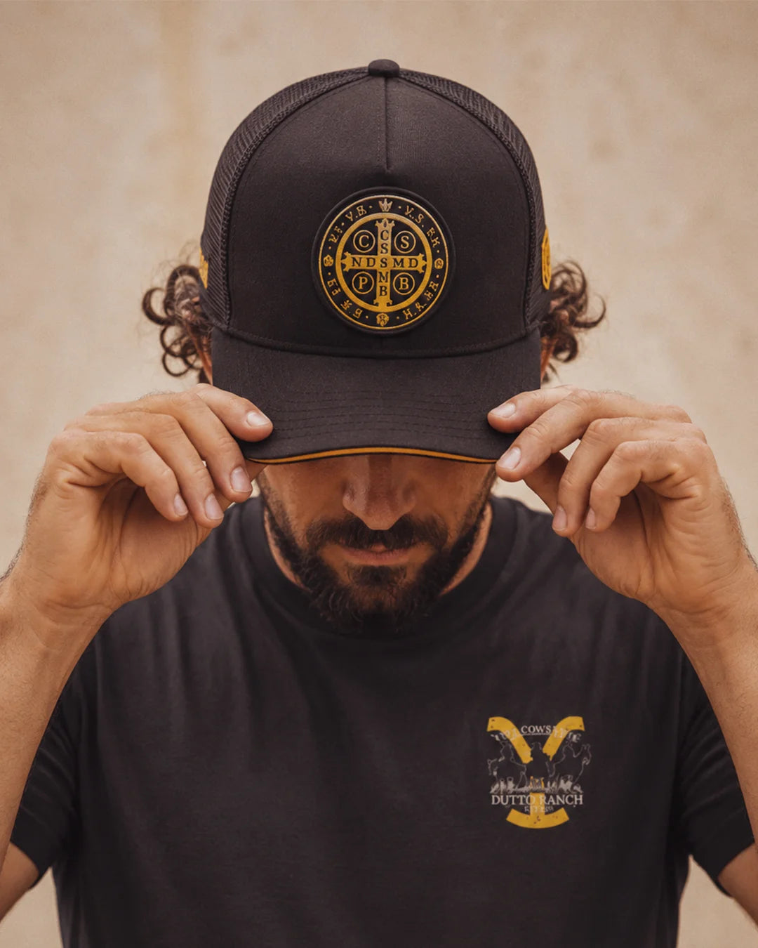 Boné São Bento Preto e Amarelo