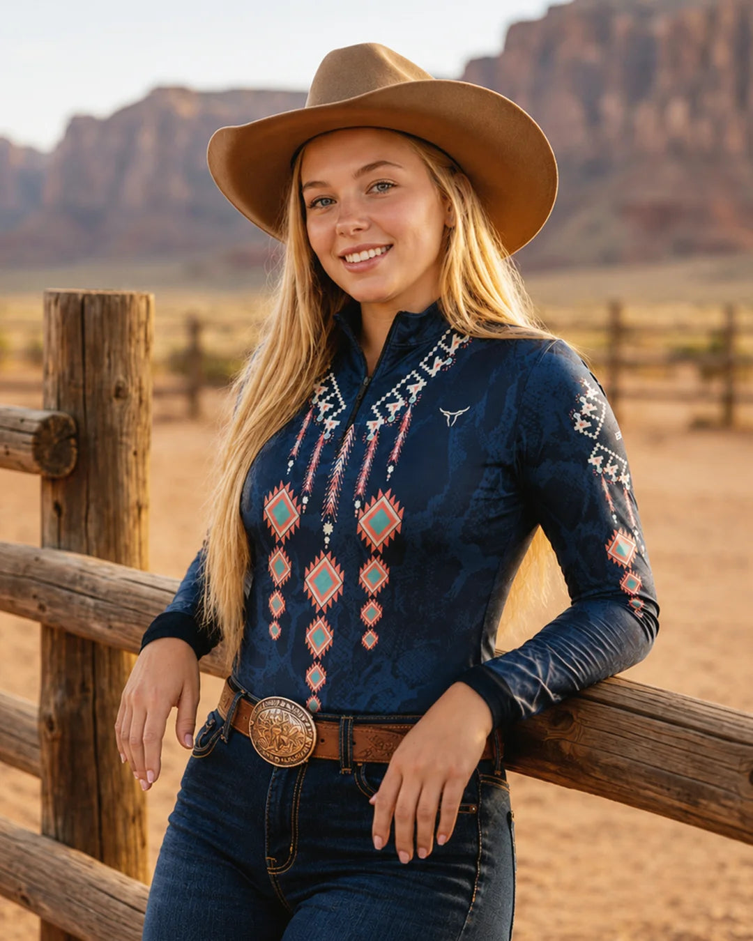 Camisa Feminina Azul Escuro Colar Apache com UV50