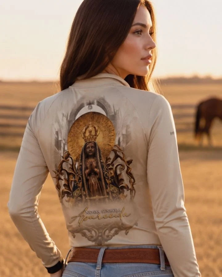 Camisa Feminina Nossa Senhora Aparecida Clássica Bege com UV50 - Brk Agro