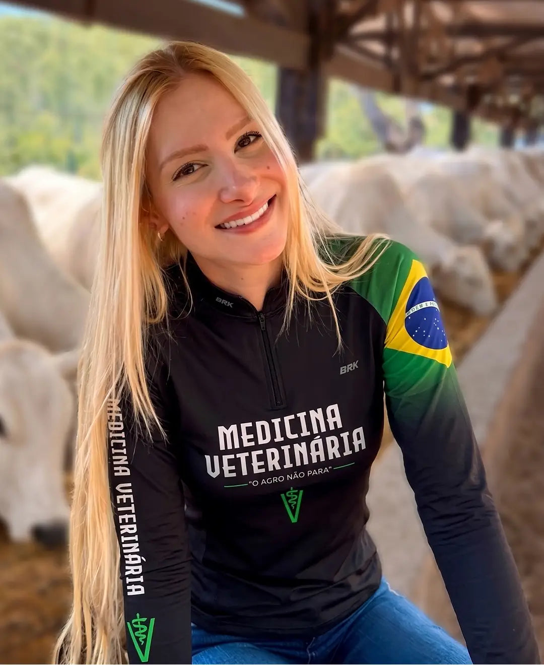 Camisa Agro Feminina Brk Medicina Veterinária com UV50+ - Brk Agro